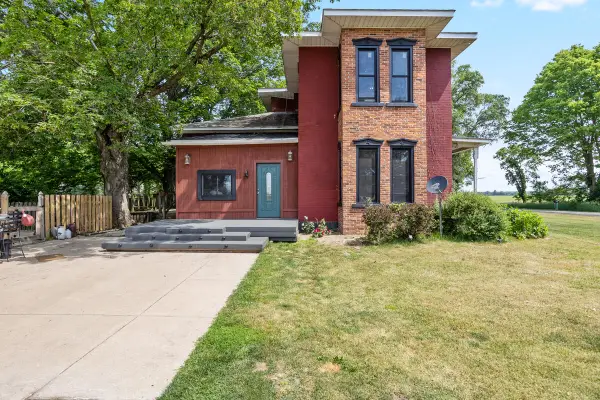 55686 Parkville Road, Mendon, MI 49072