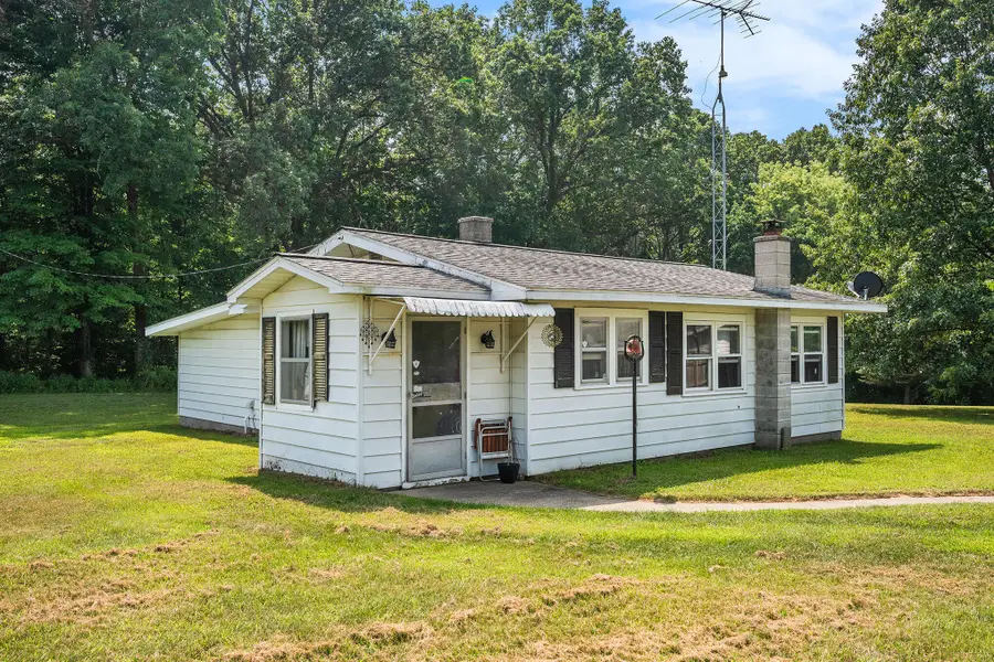 14450 Wing Road, Bellevue, MI 49021 - #2