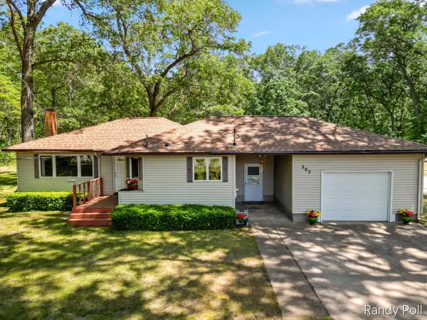 302 S Brooks Road S, Muskegon, MI 49442