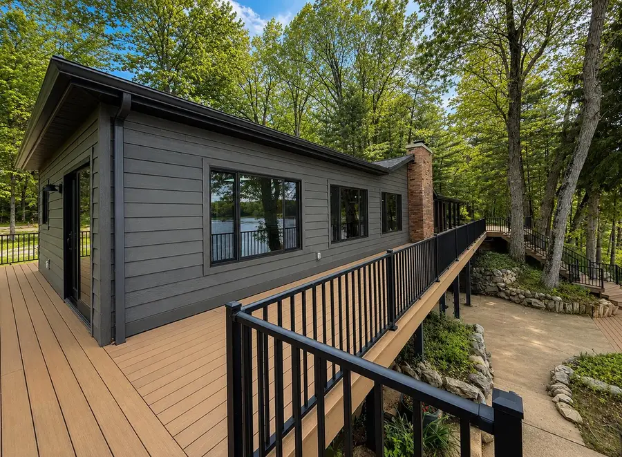 27661 Pine Lake Street, Edwardsburg, MI 49112 - #2