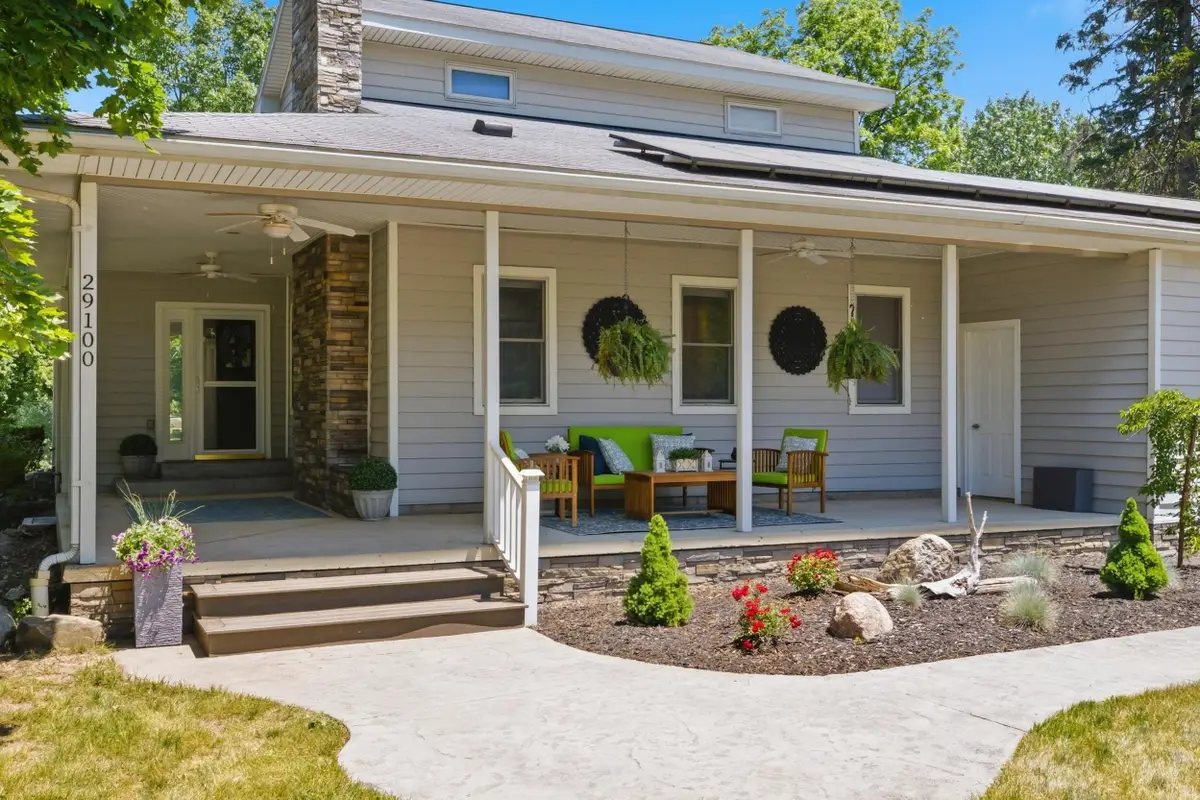 29100 Terrence Street, Livonia, MI 48154 - #1