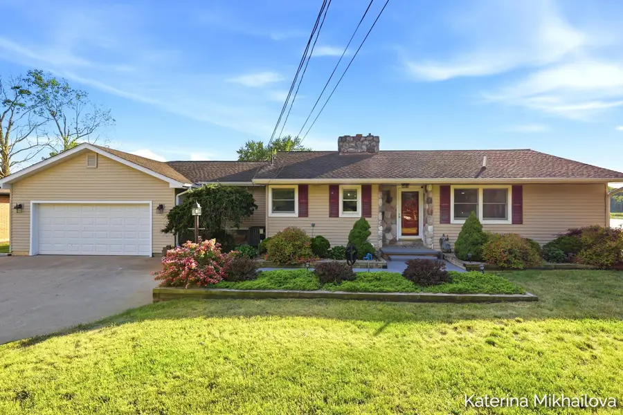 409 Grandview Avenue, Homer, MI 49245 - #2