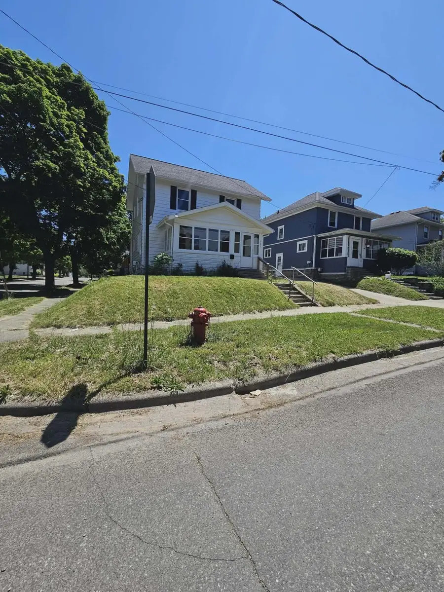 751 N East Avenue, Jackson, MI 49202 - #3