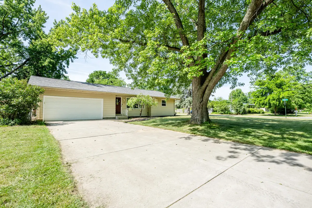 1738 Maiden Lane, Saint Joseph, MI 49085 - #1