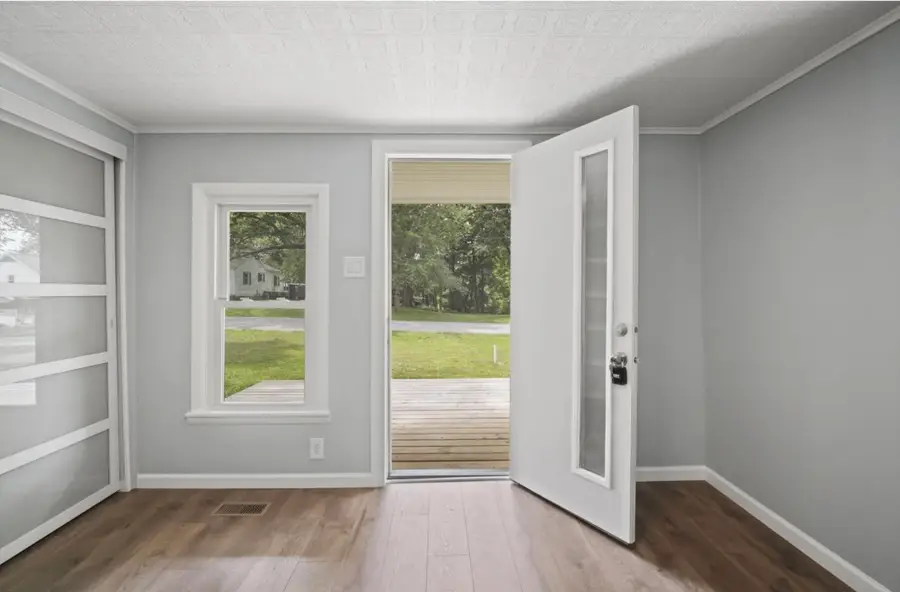 131 Gaunt Avenue, Jackson, MI 49203 - #3