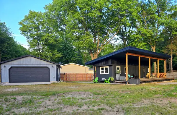 7949 W Fox Road, Mears, MI 49436