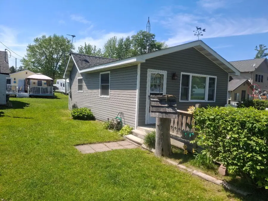 6434 W Houghton Lake Drive, Houghton Lake, MI 48629 - #2