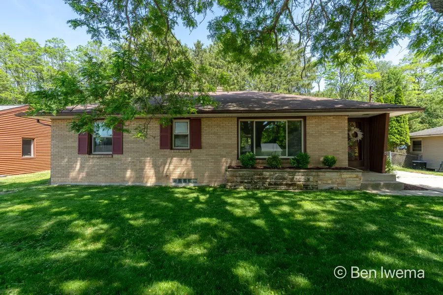 1010 Barber Terrace Nw, Grand Rapids, MI 49504 - #3