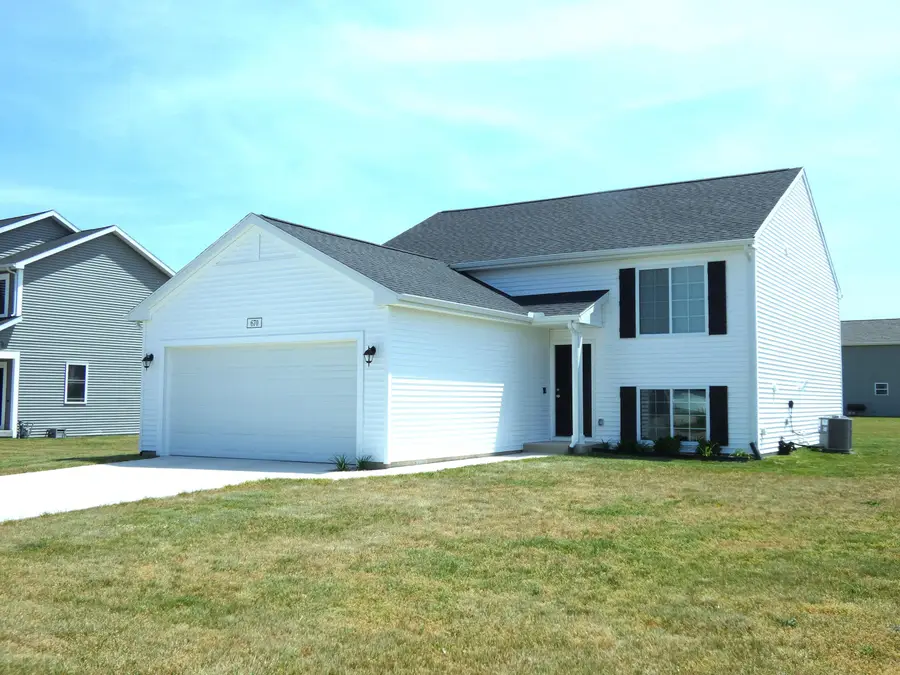 670 Manorwood Circle, Benton Harbor, MI 49022 - #2