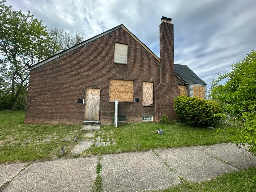 19301 Runyon Street, Detroit, MI 48234 - #2