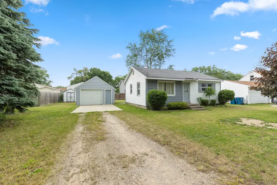 305 Majestic Street Se, Grand Rapids, MI 49548 - #2