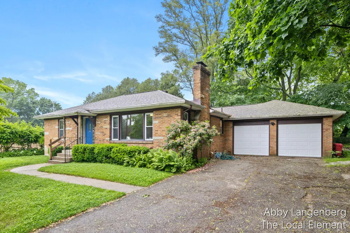 450 Newberg Avenue Nw, Grand Rapids, MI 49504 - #1