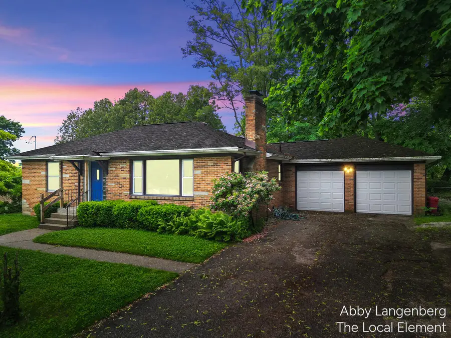 450 Newberg Avenue Nw, Grand Rapids, MI 49504 - #2