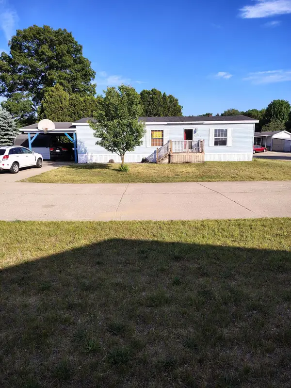 4211 Squaw Creek Trail, Muskegon, MI 49442