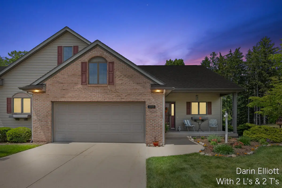 1015 Grosvenor Drive #Unit 4, Greenville, MI 48838 - #1