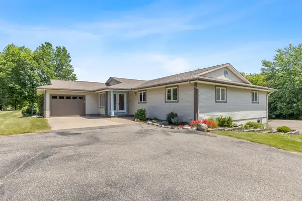 3252 N 160th Avenue, Holland, MI 49424