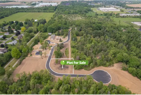 10 Gady Pines Drive, Adrian, MI 49221