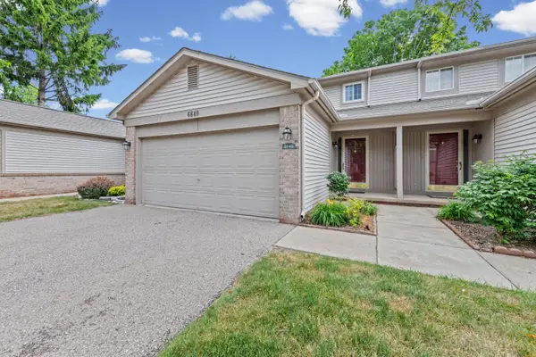 6640 Deerhurst Drive, Westland, MI 48185