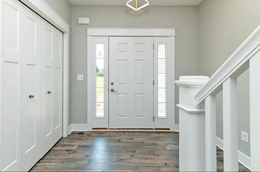 9 Aviara Oaks Parkway, Jackson, MI 49201 - #2
