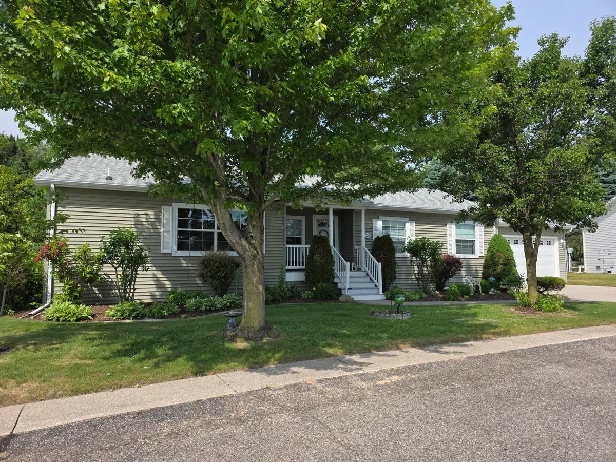 705 Peach Lane, Fremont, MI 49412 - #1