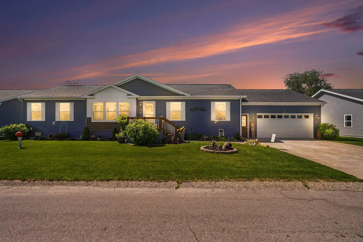 3676 Hollyfield Drive, Cedar Springs, MI 49319 - #1
