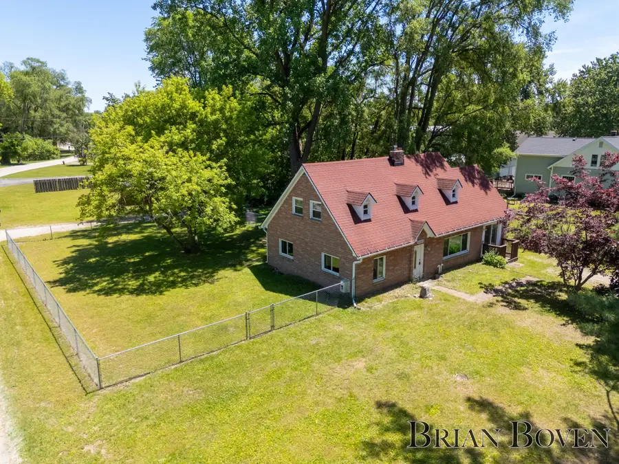 6480 Belmont Avenue Ne, Belmont, MI 49306 - #2