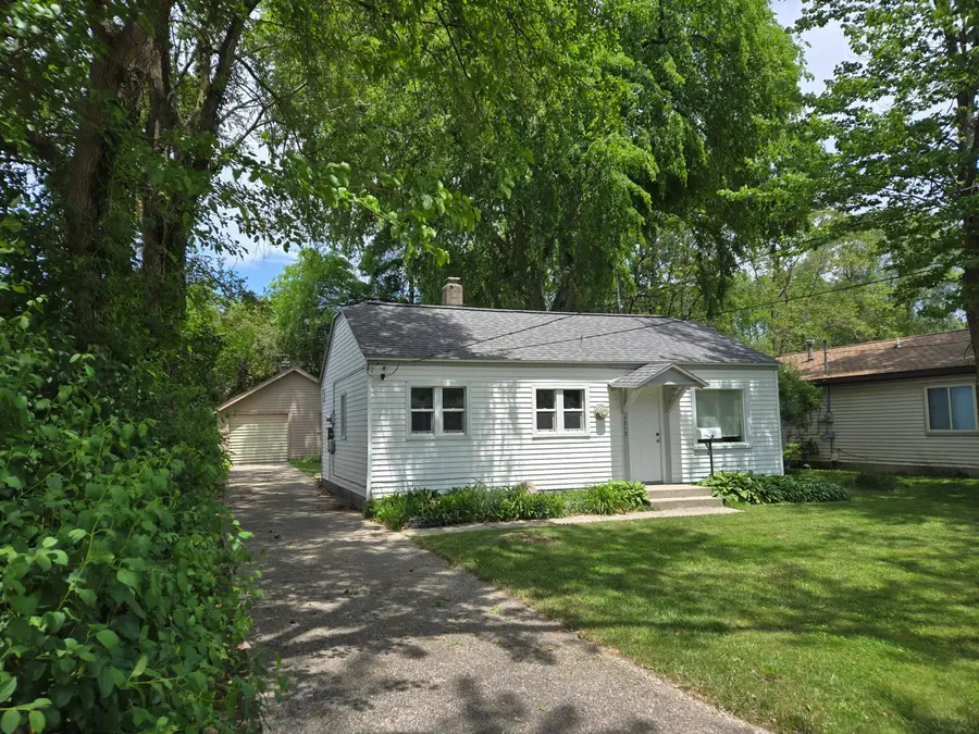 1313 Mason Street Ne, Grand Rapids, MI 49503 - #2