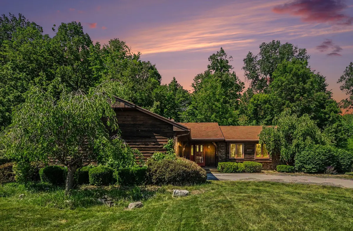 2085 Jamestown Drive Se, Grand Rapids, MI 49508 - #1