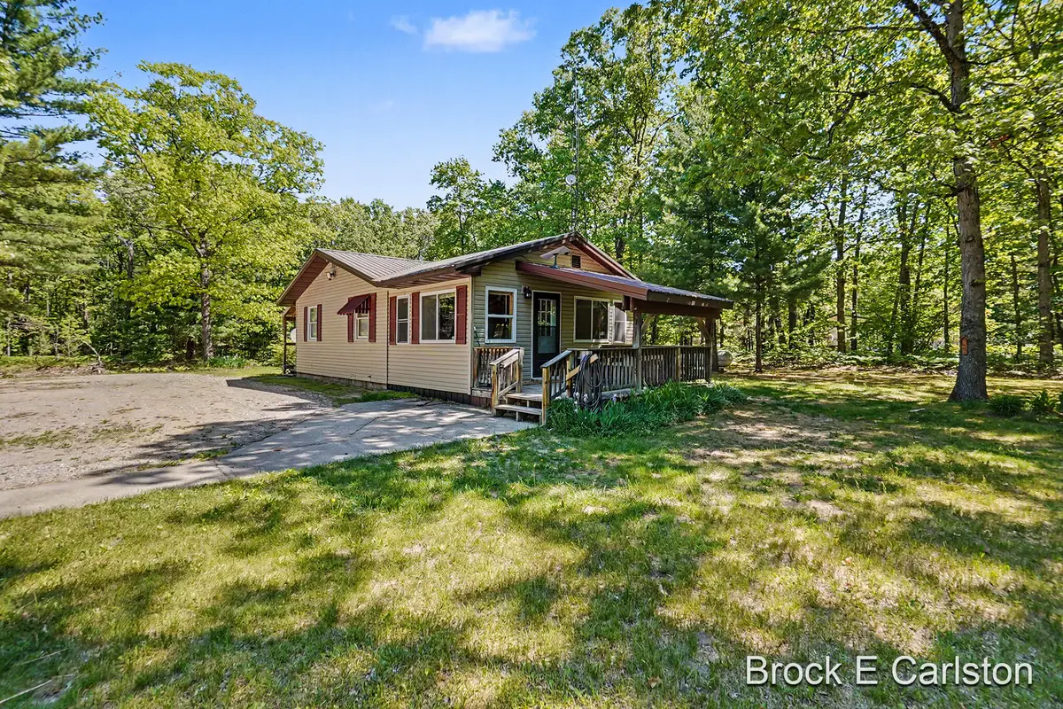 17455 Hoxeyville Road, Wellston, MI 49689 - #1