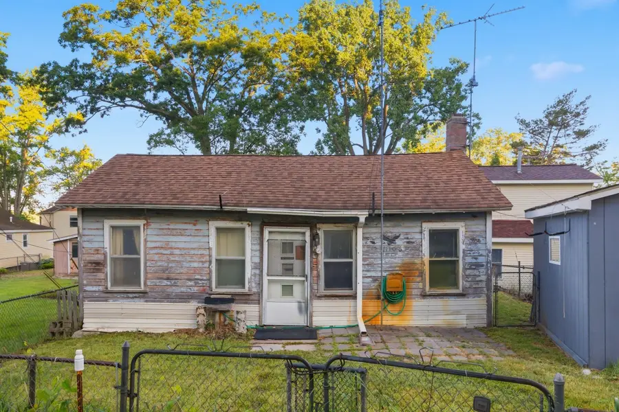 11106 Patterson Lake Drive, Pinckney, MI 48169 - #2