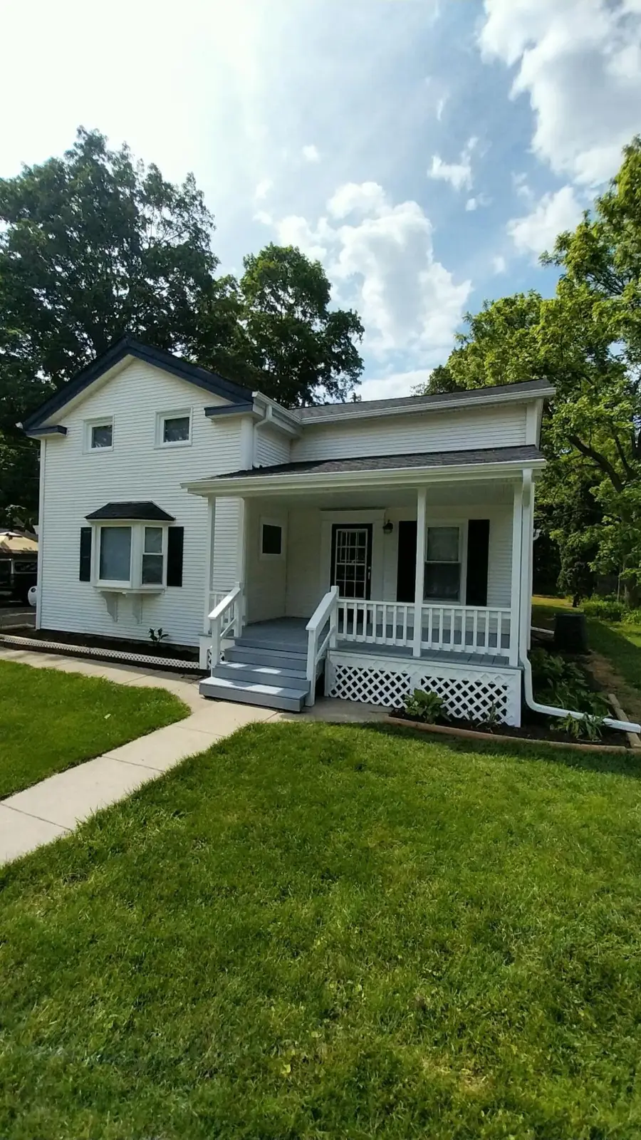 240 W Battle Creek Street, Galesburg, MI 49053 - #2