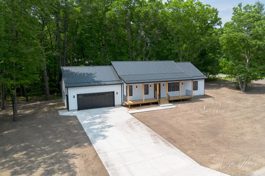 5527 E Samantha Lane, Twin Lake, MI 49457 - #3