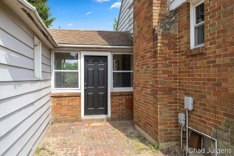 854 Covell Avenue Nw, Grand Rapids, MI 49504 - #3