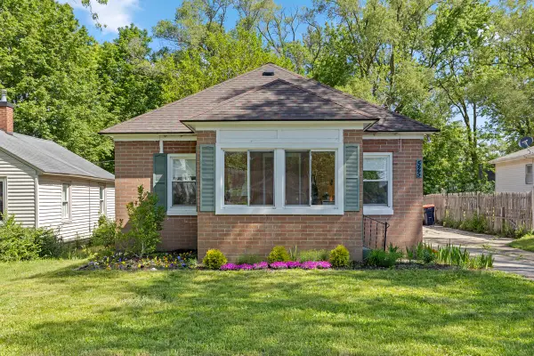 525 W 22nd Street, Holland, MI 49423