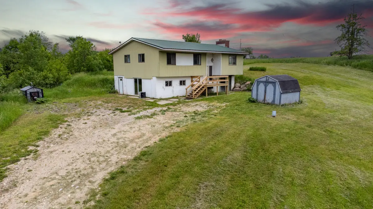 4035 N Comstock Avenue, Hesperia, MI 49421 - #1