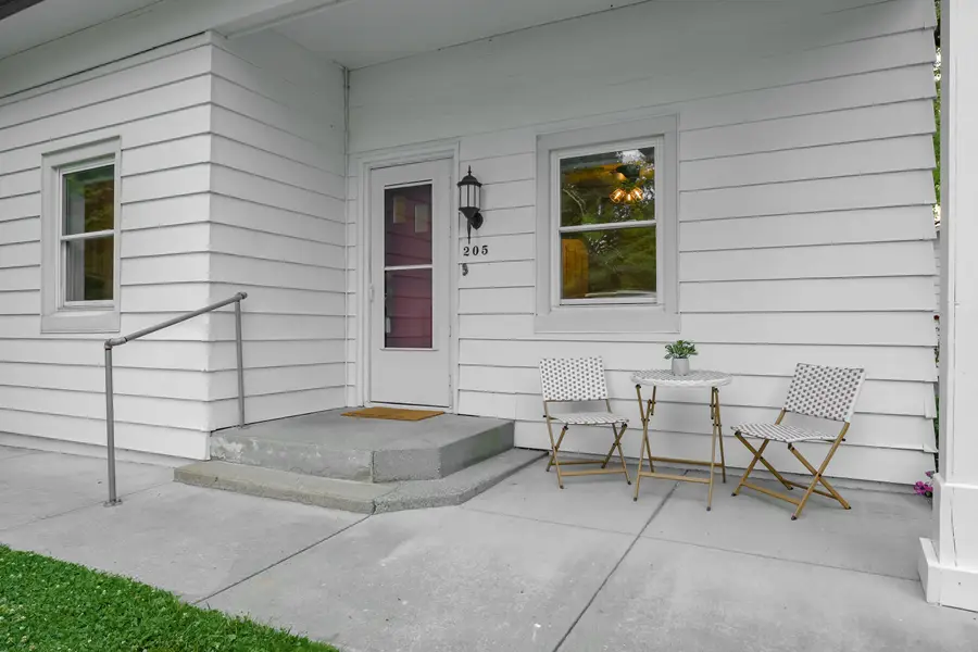 205 Sassafras Street, Coloma, MI 49038 - #2
