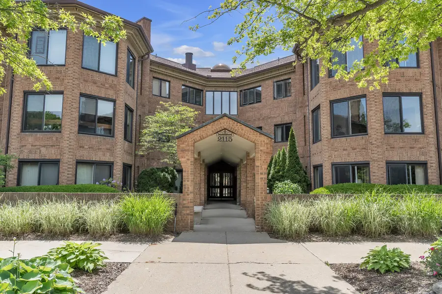 2115 Nature Cove Court #108, Ann Arbor, MI 48104 - #2