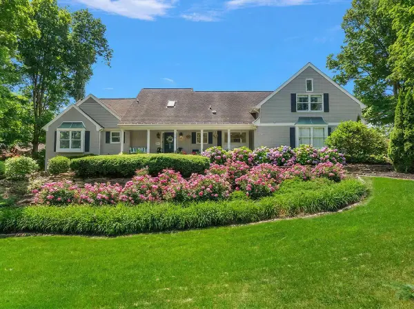 46857 W Ann Arbor Trail, Plymouth, MI 48170