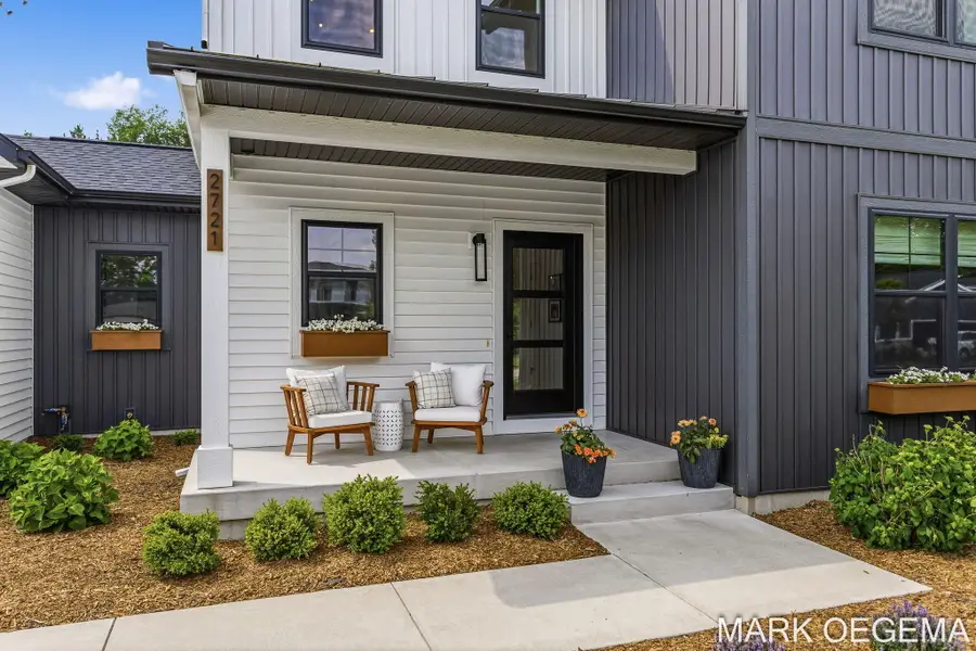 2721 Pinehill Drive, Holland, MI 49424 - #2