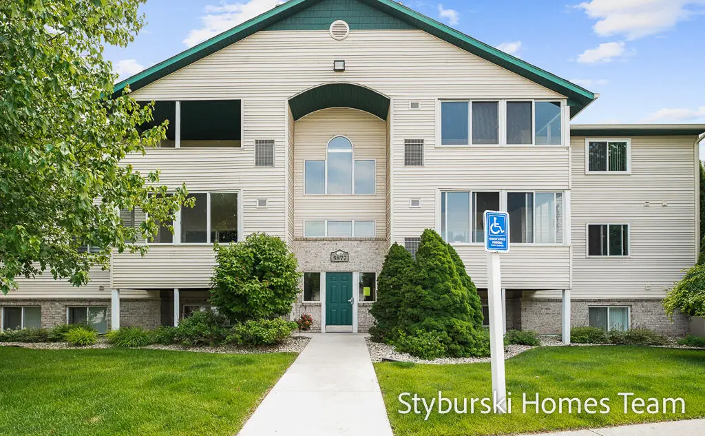 5877 Crosswinds Drive #31, Norton Shores, MI 49444 - #1
