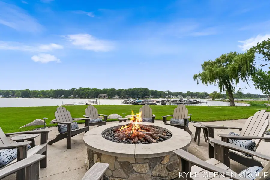 694 Bayshore Drive, Holland, MI 49424 - #3