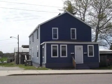 504 E Dowland Street, Ludington, MI 49431 - #2