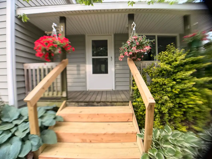 283 East Avenue, Napoleon, MI 49261 - #3