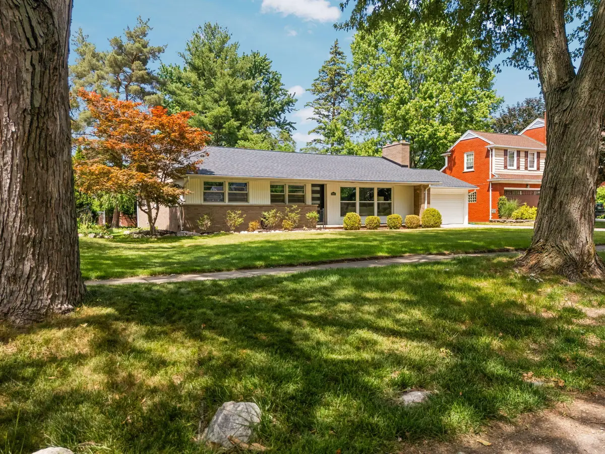 18910 Devonshire Street, Beverly Hills, MI 48025 - #1