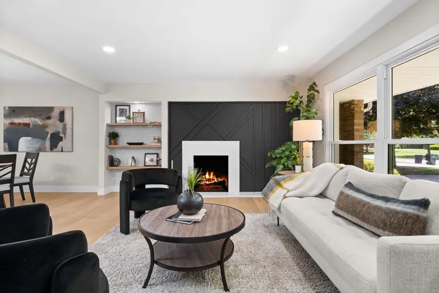18910 Devonshire Street, Beverly Hills, MI 48025 - #2