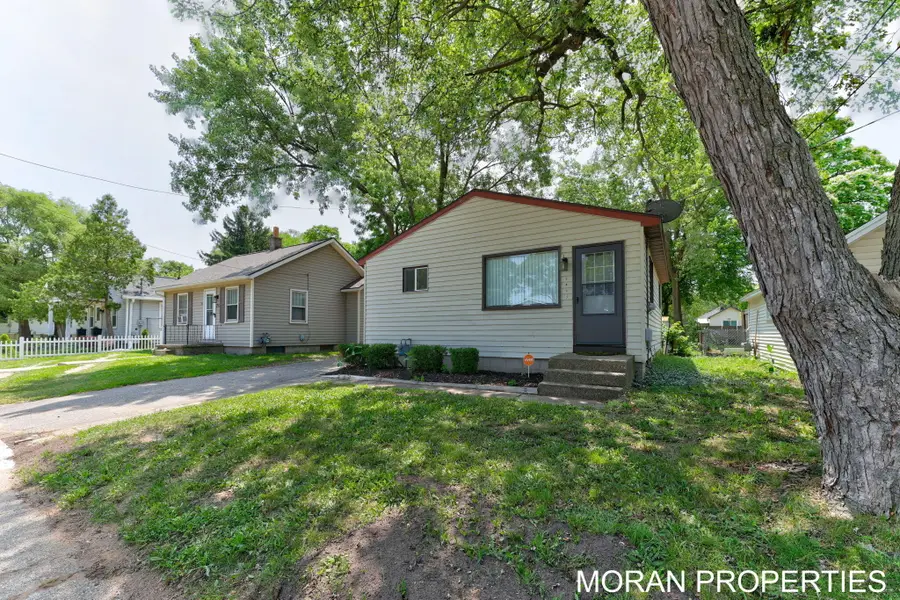 248 Himes Street Se, Wyoming, MI 49548 - #2