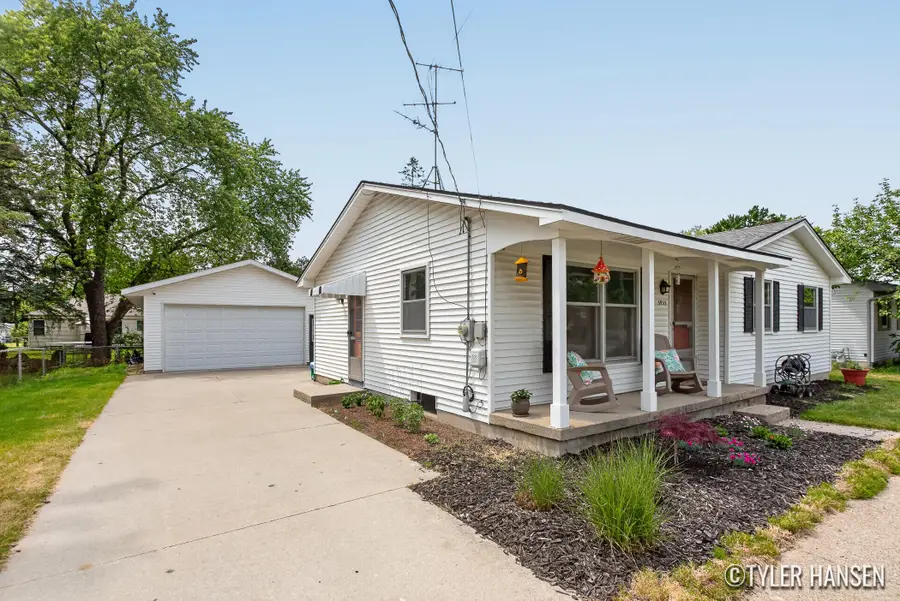 3923 Jupiter Avenue Ne, Grand Rapids, MI 49525 - #2