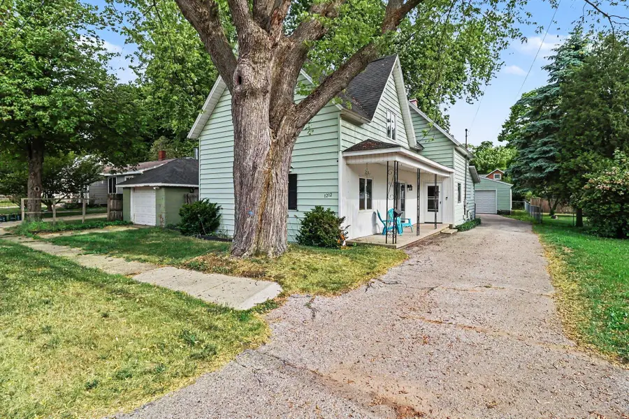 1212 24th Street, Manistee, MI 49660 - #2