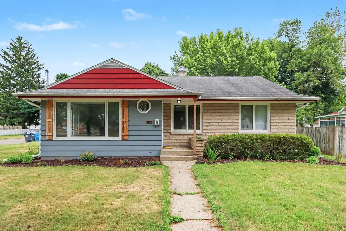 1724 Winton Avenue, Kalamazoo, MI 49001 - #1