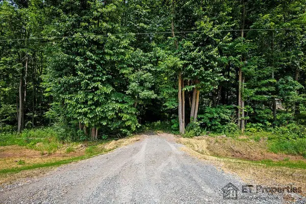 8371 14 Mile Road Ne, Cedar Springs, MI 49319
